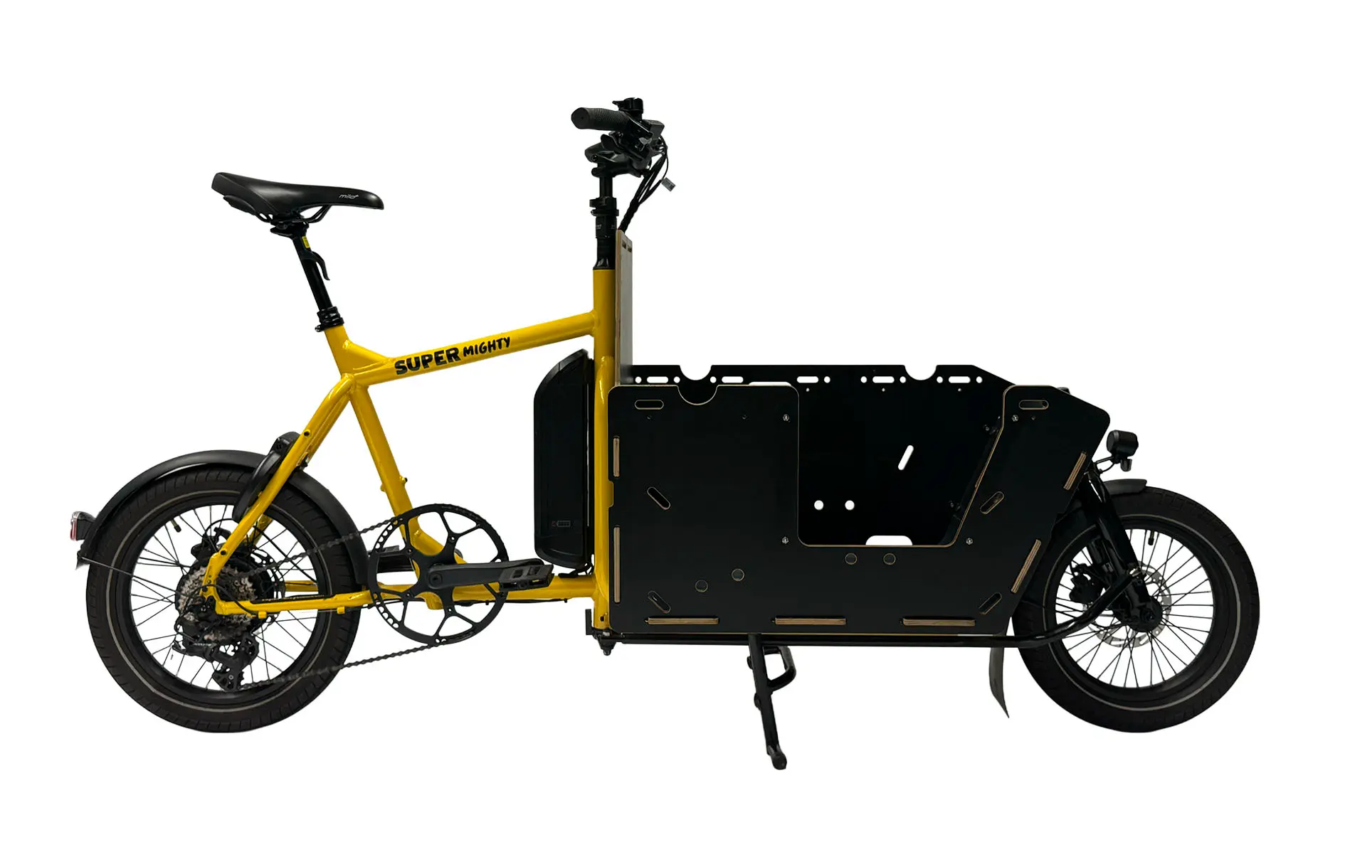 Gelbes Cargobike Super Mighty von Super Bicycles mit Transportbox für Alltag und Stadtverkehr