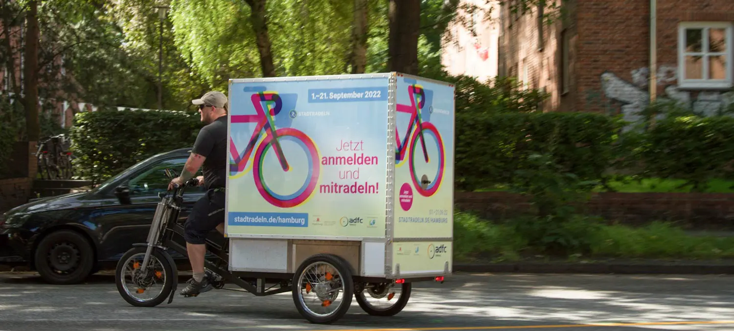 Stadtradeln-Werbung als Folie auf Transportrad